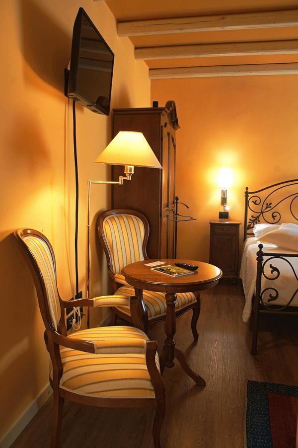 Residenza Con Spa Le Corti Di Avesa Verona Luaran gambar
