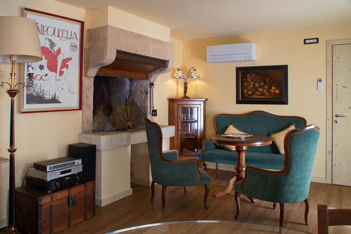 Residenza Con Spa Le Corti Di Avesa Verona Luaran gambar